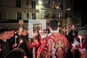 (ΦΩΤΟ) Η μεγάλη εβδομάδα στον Ιερό Ναό Αγίων Κωνσταντίνου και Ελένης στο Παρίσι