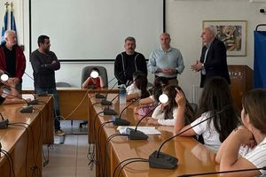 Μαθητές του Δημοτικού Σχολείου Άνω Βιάννου επισκέφθηκαν το Δημαρχείο