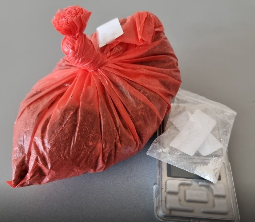 Κέρκυρα: Δύο συλλήψεις για διακίνηση ναρκωτικών – Εντοπίστηκαν κάνναβη και δεκάδες συσκευασίες κοκαΐνης