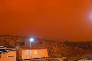 Αφρικανική σκόνη: Πως η “ματωμένη βροχή” ψηλώνει τα βουνά της Κρήτης – Δύο έρημοι διακινούν 600 εκατ. τόνους σκόνη τον χρόνο!