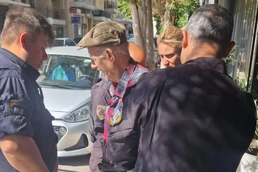 Προφυλακίστηκε ο 89χρονος για τους πυροβολισμούς σε ΕΦΚΑ και Εφετείο