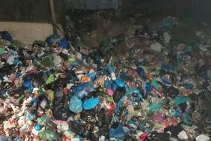 Με «πειράματα επί χάρτου» η καθαριότητα στο Ηράκλειο – 90 τόνοι απορριμμάτων στις γειτονιές της πόλης