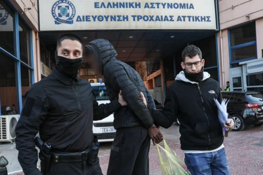 Στη φυλακή ο 16χρονος Σουδανός που παρέσυρε τη συνομήλική του στη Λιοσίων