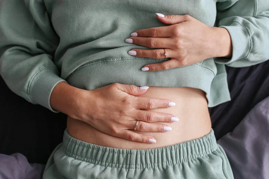 Γιατί το έντερο «απορρυθμίζεται» στις διακοπές – Τι να κάνετε