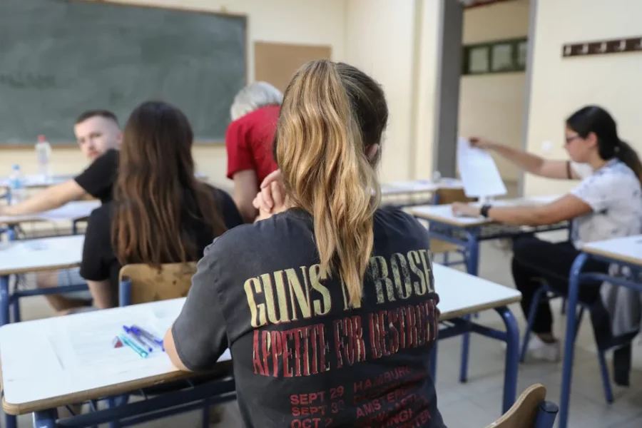 Πότε ξεκινούν οι ενδοσχολικές εξετάσεις σε Γυμνάσια και Λύκεια