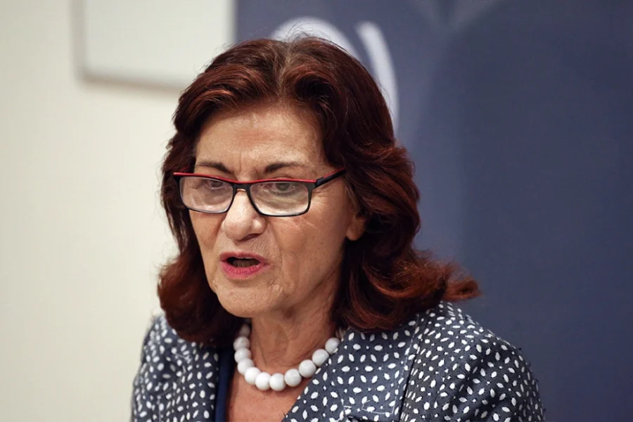 Πέθανε ο μοναχογιός της Θεανώς Φωτίου σε ηλικία 48 ετών