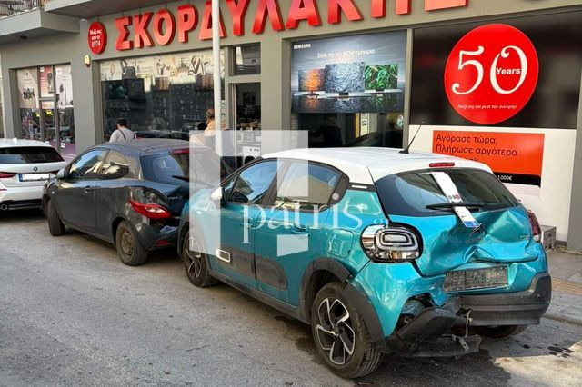 (ΒΙΝΤΕΟ- ΦΩΤΟ) “Στούκαρε” με μεγάλη ταχύτητα πάνω σε σταθμευμένο Ι.Χ για να αποφύγει… άλλο! – Καρέ – καρέ η τρελή πορεία του ΙΧ