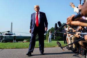 Ντ. Τραμπ: «Μπορεί να περάσουμε από την Κούβα» αφού «τελειώσουμε» με το Ιράν