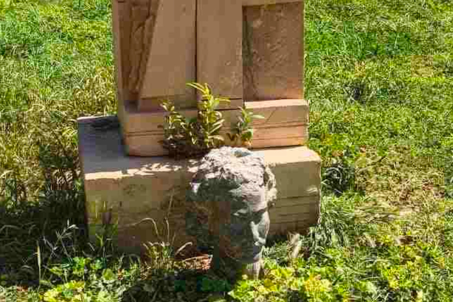 Καταδίκη από τη Δημοτική Αρχή Ηρακλείου και άμεσες ενέργειες για την αποκατάσταση της προτομής του Νίκου Ξυλούρη