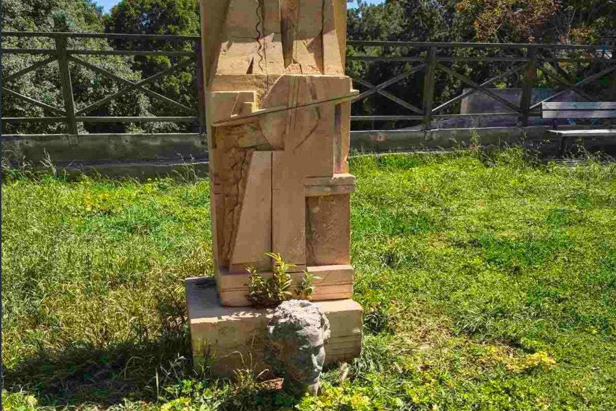 Μήνυση για τον βανδαλισμό της προτομής του “Αρχάγγελου της Κρήτης” – Στέλνουν το γλυπτό σε χυτήριο στην Αθήνα για εξέταση