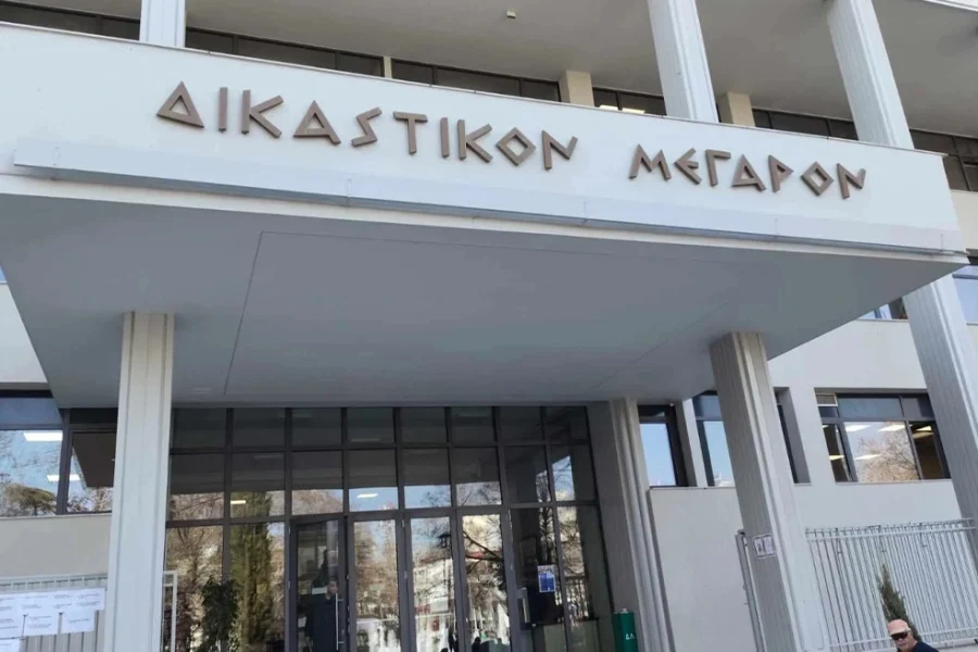 Δεκτή η δήλωση αποχής της προέδρου στη δίκη για τα χαμένα βίντεο των Τεμπών, αναβάλλεται επ’ αόριστον η εκδίκαση