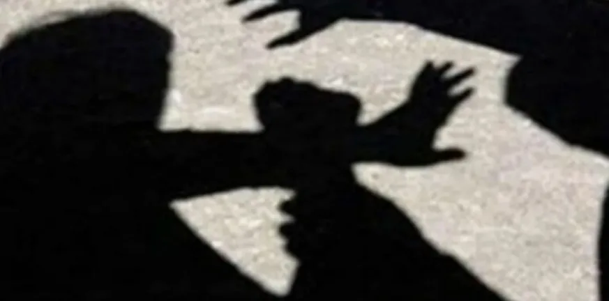 “Βοήθεια!” φώναζε από το μπαλκόνι 17χρονη στο Βόλο – Χειροπέδες στον πατέρα της για ξυλοδαρμό