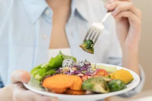 Τι τρώει ένας γαστρεντερολόγος για να προλάβει τον κίνδυνο καρκίνου του εντέρου