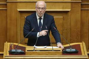 Boυλή-Γ.Φλωρίδης: «Εφόσον η ΕΥΠ παρακολουθεί νόμιμα γιατί πρέπει να παρακολουθεί παράνομα τους ίδιους;»