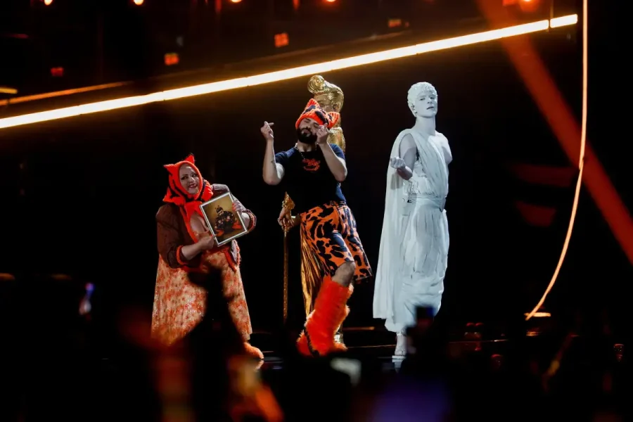 Eurovision 2026: Τα «έσπασε» ο Akylas στη σκηνή – «Τι αριστούργημα ήταν αυτό;», χαμός στο Χ
