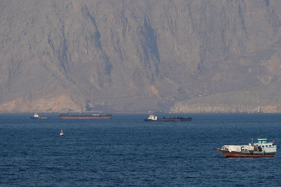 Πλήγμα σε δεξαμενόπλοιο ελληνικών συμφερόντων ανοιχτά του Ομάν