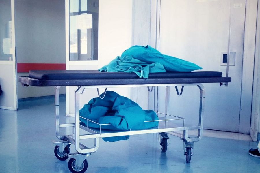 Ασφυκτική πίεση στα νοσοκομεία: «Το καλοκαίρι με τον τουρισμό, πώς θα τα καταφέρουμε;»