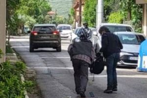 Για 8 ληστείες και ανατινάξεις ΑΤΜ εξετάζονται οι συλληφθέντες για τη ληστεία στην Κάτω Τιθορέα – Βρέθηκαν καμένα χαρτονομίσματα και οπλισμός