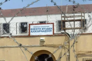 Το απίστευτο τραπέζι στη φυλακή Αλικαρνασσού που συγκίνησε τους πάντες!