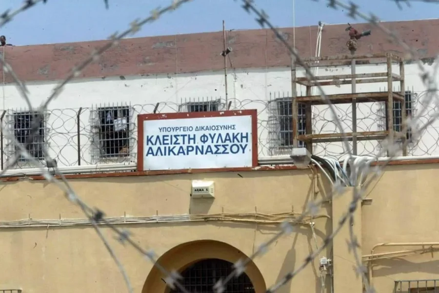 Το απίστευτο τραπέζι στη φυλακή Αλικαρνασσού που συγκίνησε τους πάντες!