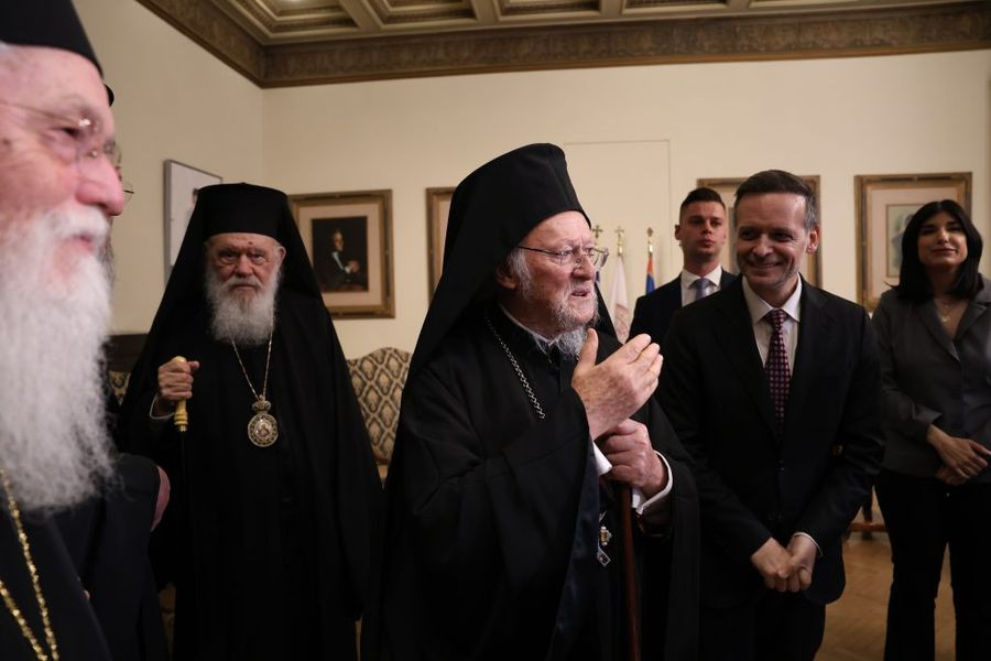 Ο Δήμος Αθηναίων τίμησε τον Οικουμενικό Πατριάρχη Βαρθολομαίο