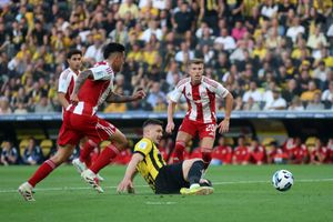 Super League: Δεύτερος και στα προκριματικά του Champions League ο Ολυμπιακός