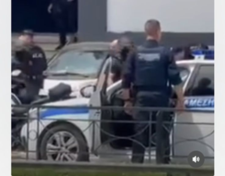 Προσωρινά κρατούμενος ο 58χρονος που άνοιξε πυρ με ούζι σε μπαρ στην Καλλιθέα