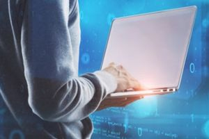 ΕΕ: Συμφωνία για να απαγορευθούν οι υπηρεσίες τεχνητής νοημοσύνης που δημιουργούν ψεύτικες σεξουαλικές εικόνες
