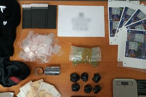 Ψηφιακό εμπόριο ναρκωτικών αποκάλυψε η ΕΛ.ΑΣ. – Έστησαν δίκτυο με QR codes