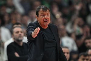 Αταμάν: «Προσπάθεια να υπονομευθεί η ενότητά μας, νέος στόχος η κατάκτηση του πρωταθλήματος»