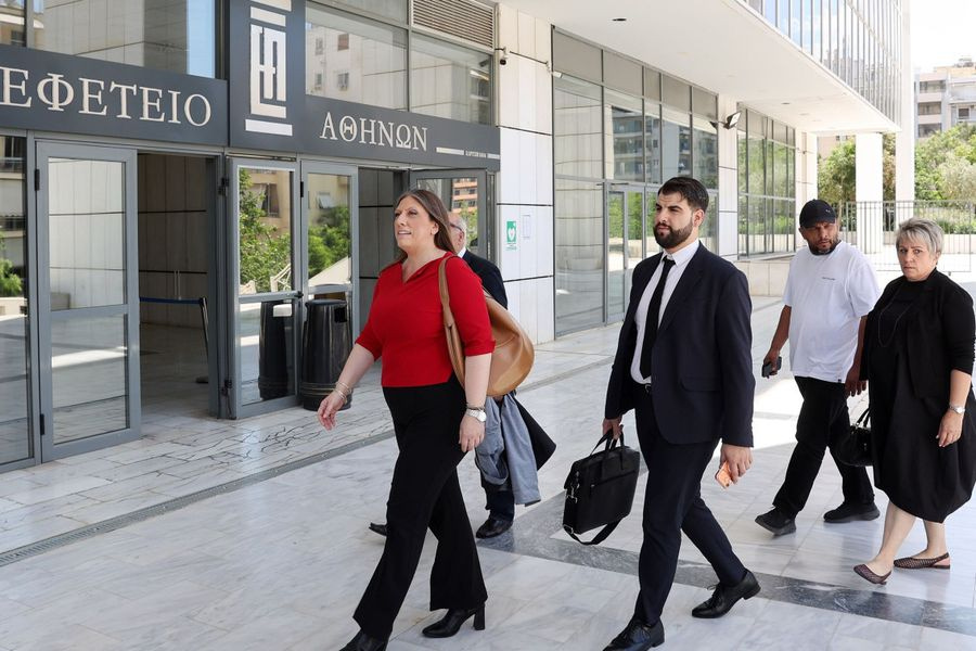 Τέμπη: Συγγενείς θυμάτων δήλωσαν παράσταση προς υποστήριξη της κατηγορίας για την υπόθεση Καραμανλή