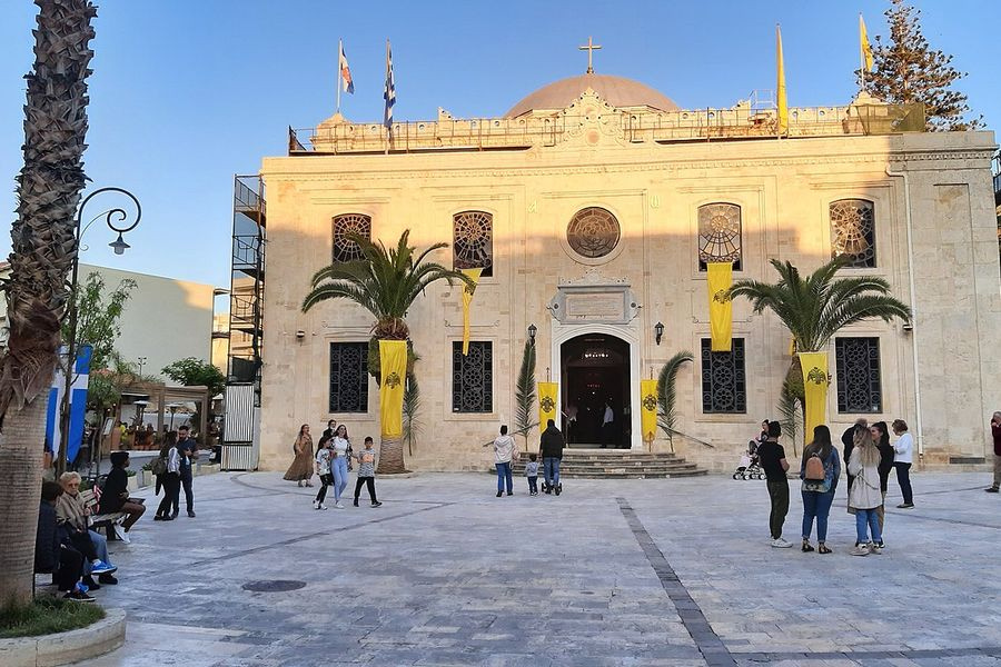 Ηράκλειο: Θεία Λειτουργία για τους μαθητές που συμμετέχουν στις Πανελλαδικές Εξετάσεις