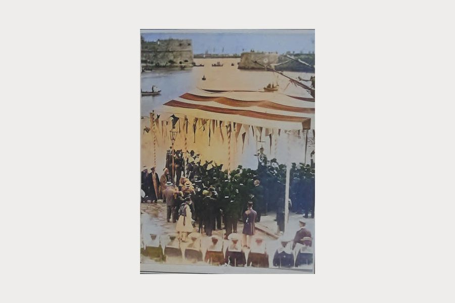 Η έλευση του πρίγκιπα Γεωργίου