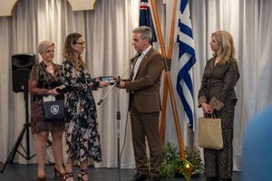 Ο χορός στο Ουέλιγκτον για την 85η επέτειο της Μάχης της Κρήτης