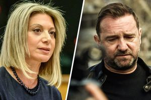 Πλακιάς κατά Καρυστιανού: «Τολμά, αυτή που δημιούργησε την αθώωση του Καραμανλή; Αν αυτό δεν είναι υποκρισία τότε τι είναι;»