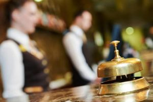 Απεργιακός «ξεσηκωμός» στον τουρισμό του Ηρακλείου στις 24 Ιουνίου – Πορεία και συγκέντρωση στο αεροδρόμιο