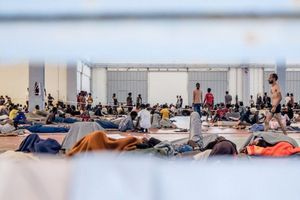 Άρχισε να γεμίζει η δομή φιλοξενίας των Χανίων!