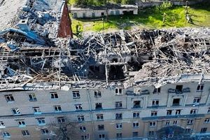Η Ρωσία πλήττει την Ουκρανία εν μέσω μονομερούς κατάπαυσης του πυρός του Κιέβου