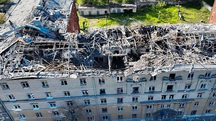Η Ρωσία πλήττει την Ουκρανία εν μέσω μονομερούς κατάπαυσης του πυρός του Κιέβου