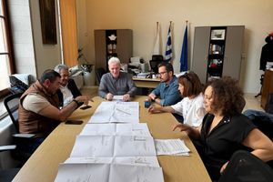 Ηράκλειο: Υπογράφηκε η σύμβαση για την αποκατάσταση του πρανούς στην οδό Ναυαρίνου στη Φορτέτσα