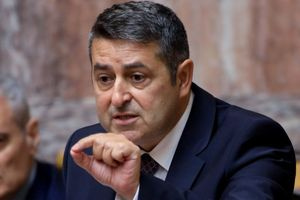 Γιώργος Μυλωνάκης: Σημάδια βελτίωσης της υγείας του – Τον επισκέφθηκε ξανά ο Μητσοτάκης