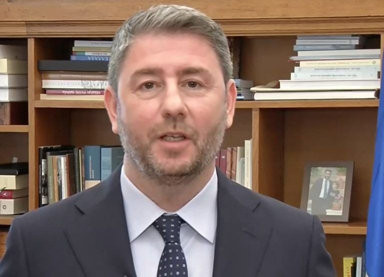 Ανδρουλάκης: Oι παρεμβάσεις του ΠΑΣΟΚ για την αντιμετώπιση του ιδιωτικού χρέους