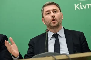 Ανδρουλάκης: Μαζί βάζουμε τέλος στον κατήφορο