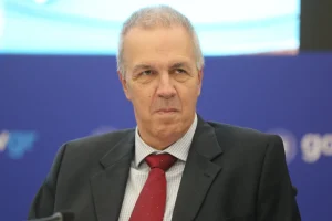 Νέος πρόεδρος της ΕΛΣΤΑΤ ο καθηγητής Αθανάσιος Κατσής