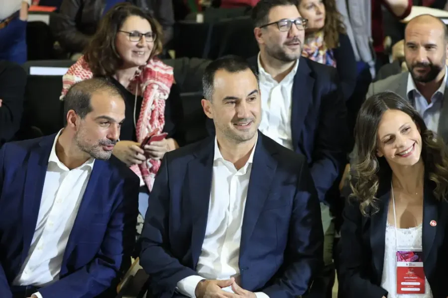Τίτλοι τέλους για τη Νέα Αριστερά: Αποχωρούν την Τρίτη Χαρίτσης, Αχτσιόγλου, Τζανακόπουλος και άλλοι 4 βουλευτές