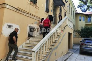 Κακοποίηση 3χρονης στα Χανιά: Στη φυλακή για απόπειρα ανθρωποκτονίας η 25χρονη μητέρα και ο σύντροφός της