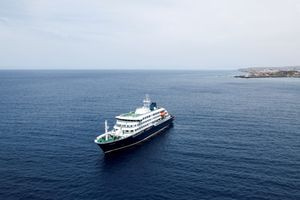 Κανένα σύμπτωμα δεν παρουσιάζει ο επιβάτης του κρουαζιερόπλοιου, που μεταφέρθηκε στο Αττικόν για προληπτικούς λόγους και τέθηκε σε καραντίνα