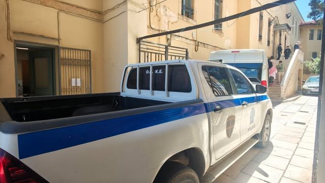 Χανιά: Δύο προσωρινά κρατούμενοι και δύο ελεύθεροι με περιοριστικούς όρους για τις τηλεφωνικές απάτες