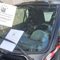 Σκάβουν μπροστά από το νεκροταφείο στη γιορτή των Αγίων Κωνσταντίνου και Ελένης – Τα χαρτιά της ΔΕΥΑΗ στα Ι.Χ