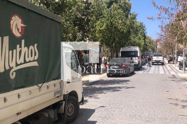 Το “αίσχος” της Λεωφόρου Δικαιοσύνης: Ο δρόμος που έγινε πλακόστρωτο, μετά πεζόδρομος και ξανά λεωφόρος ταχείας κυκλοφορίας (pics)